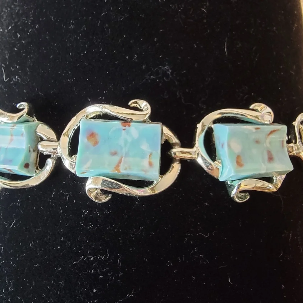 Vintage Faux Turquoise Blue Plastic Bracelet Clip On Earrings Set